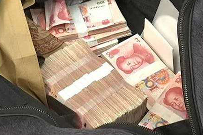 信用卡因病拖欠11月暂无力偿还，如何申请停息挂账？